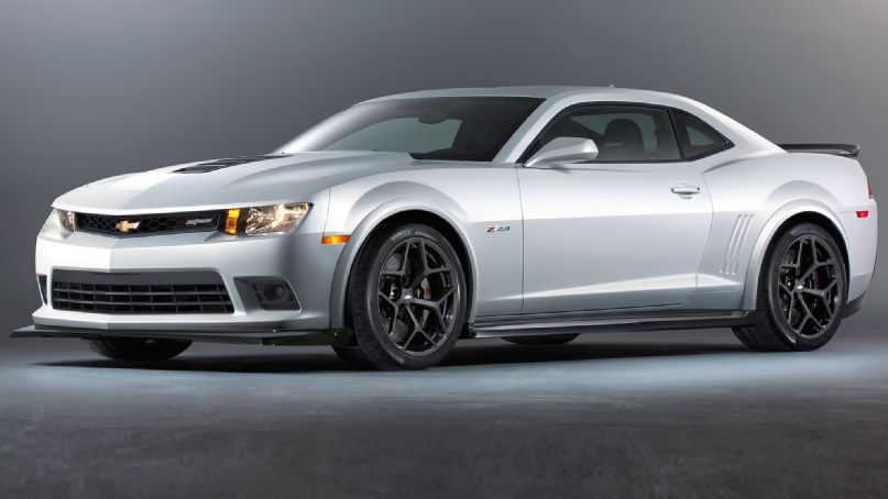 2014-chevrolet-camaro-z28-front-drivers-side-view.jpg