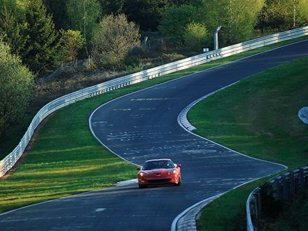 0811_01_z+nurburgring_nordschleife_racetrack+2009_dodge_viper_sRT10_aCR.jpg