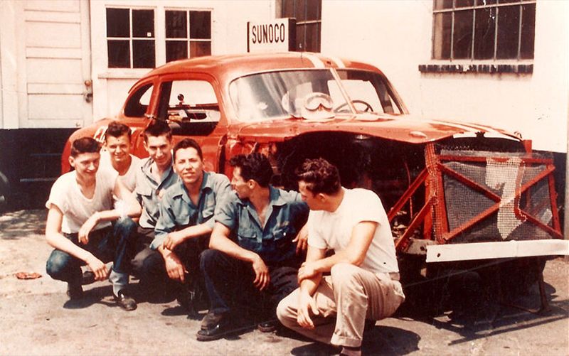 mario-andretti-posing-with-friends.jpg