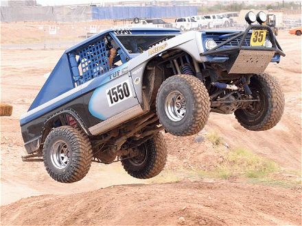 0705or_01_z+1972_ford_bronco_race_truck+in_air.jpg