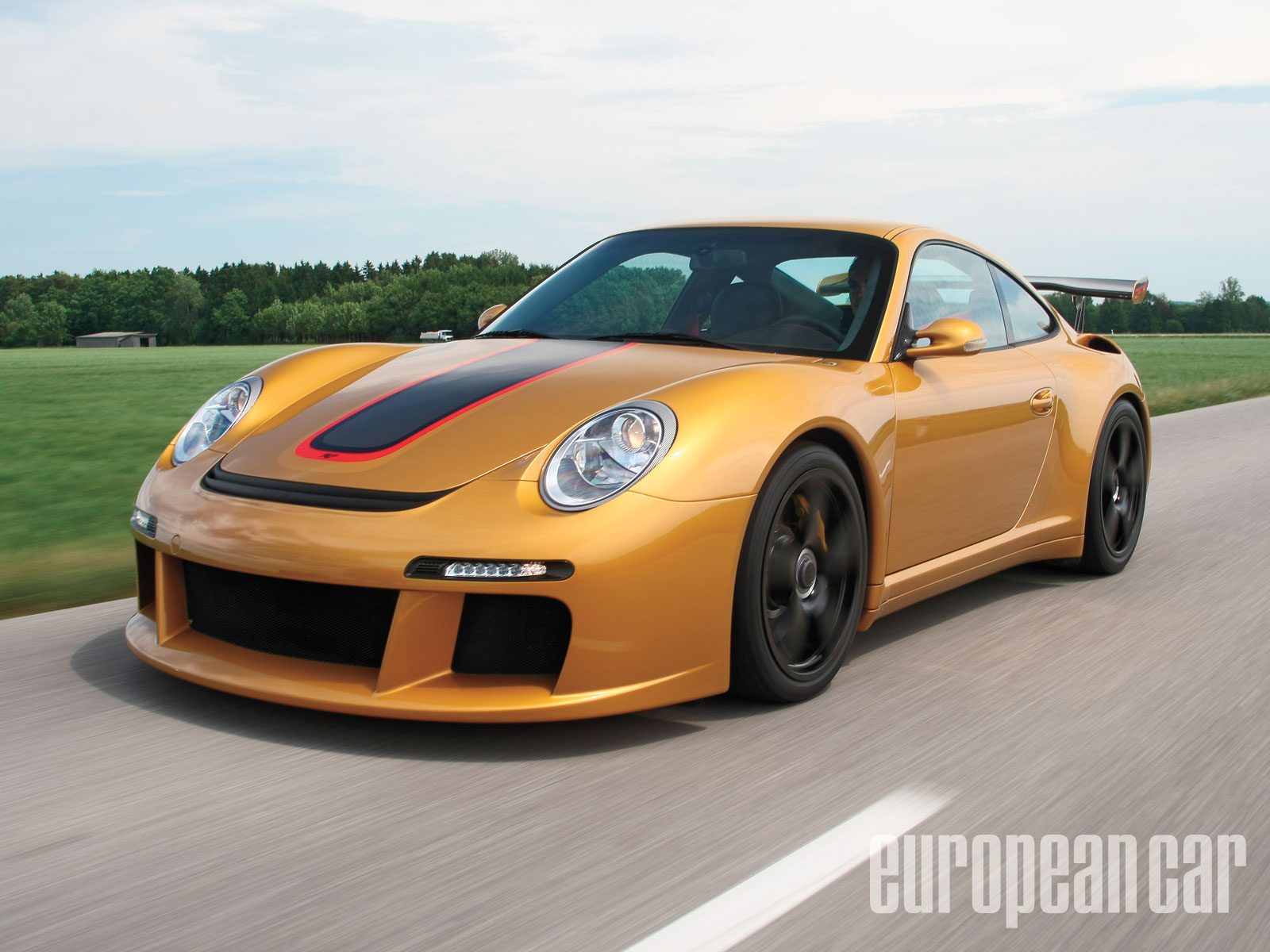 epcp-1110-01-o%2Bporsche-911-ruf-rt12r%2Bfront-view.jpg