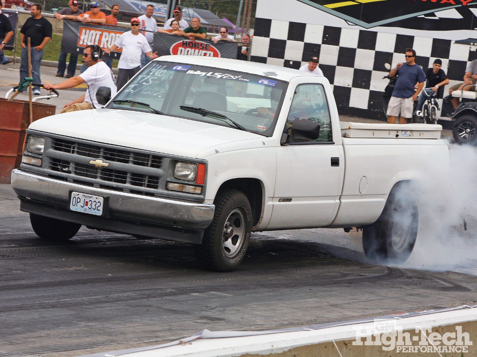 1102gmhtp_17_o+holley_ls_fest+1994_chevy_1500.jpg