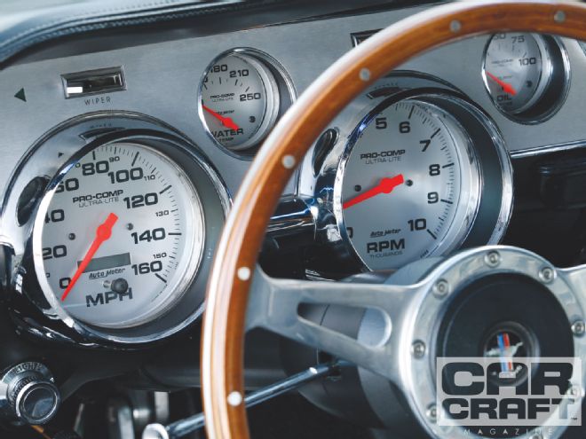 ccrp_1009_04_o%2Btom_thus_1967_ford_mustang_fastback%2Binterior_with_auto_meter_gauges.jpg