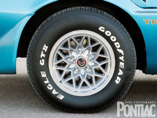 hppp_1002_10_o%2B1979_pontiac_trans_am%2Bsnowflake_wheels.jpg