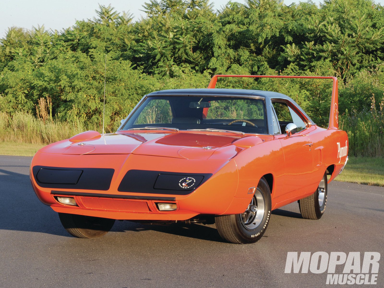 mopp-1106-01-o%2B1970-plymouth-superbird%2Bfront-fascia.jpg