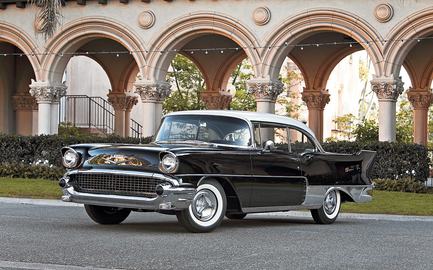 1957-Chevrolet-El-Morocco-front-left-side-view.jpg