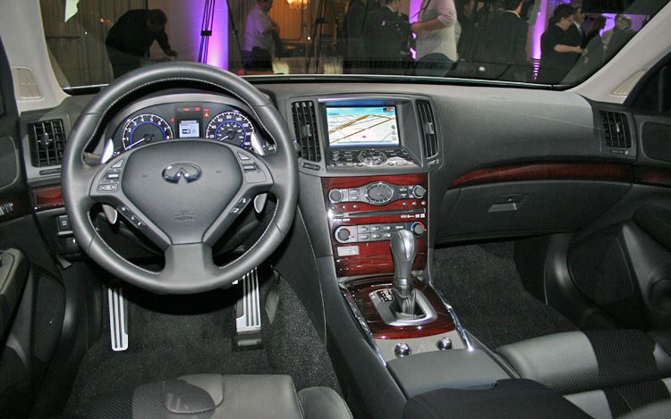 2010-infiniti-g37-interior-view.jpg