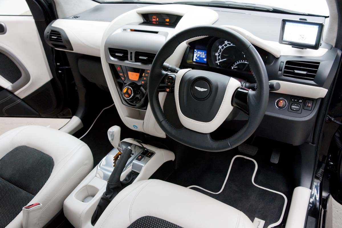 2011-aston-martin-cygnet-cvt-cockpit.jpg