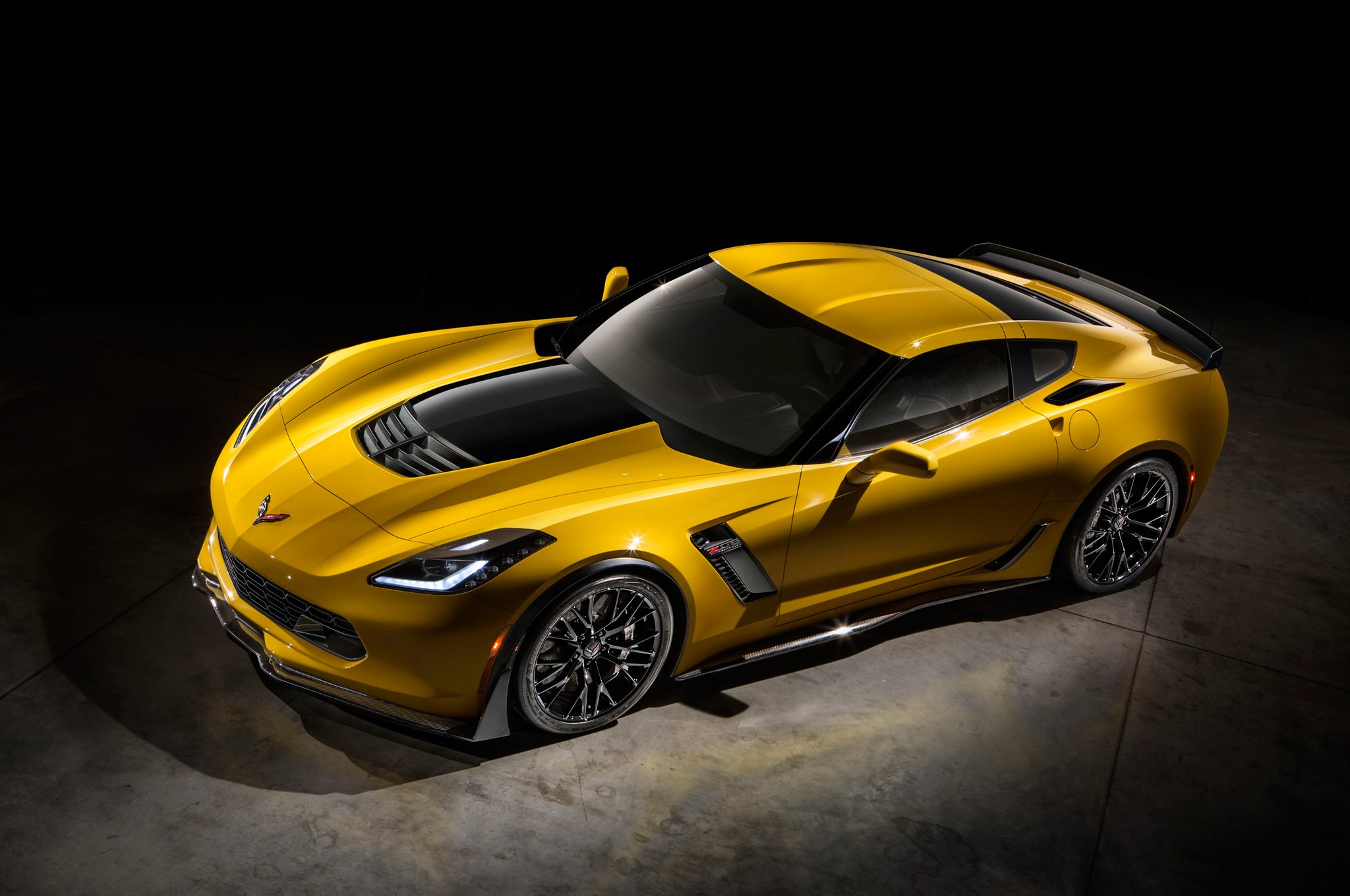 2015-chevrolet-corvette-z06-top-view.jpg