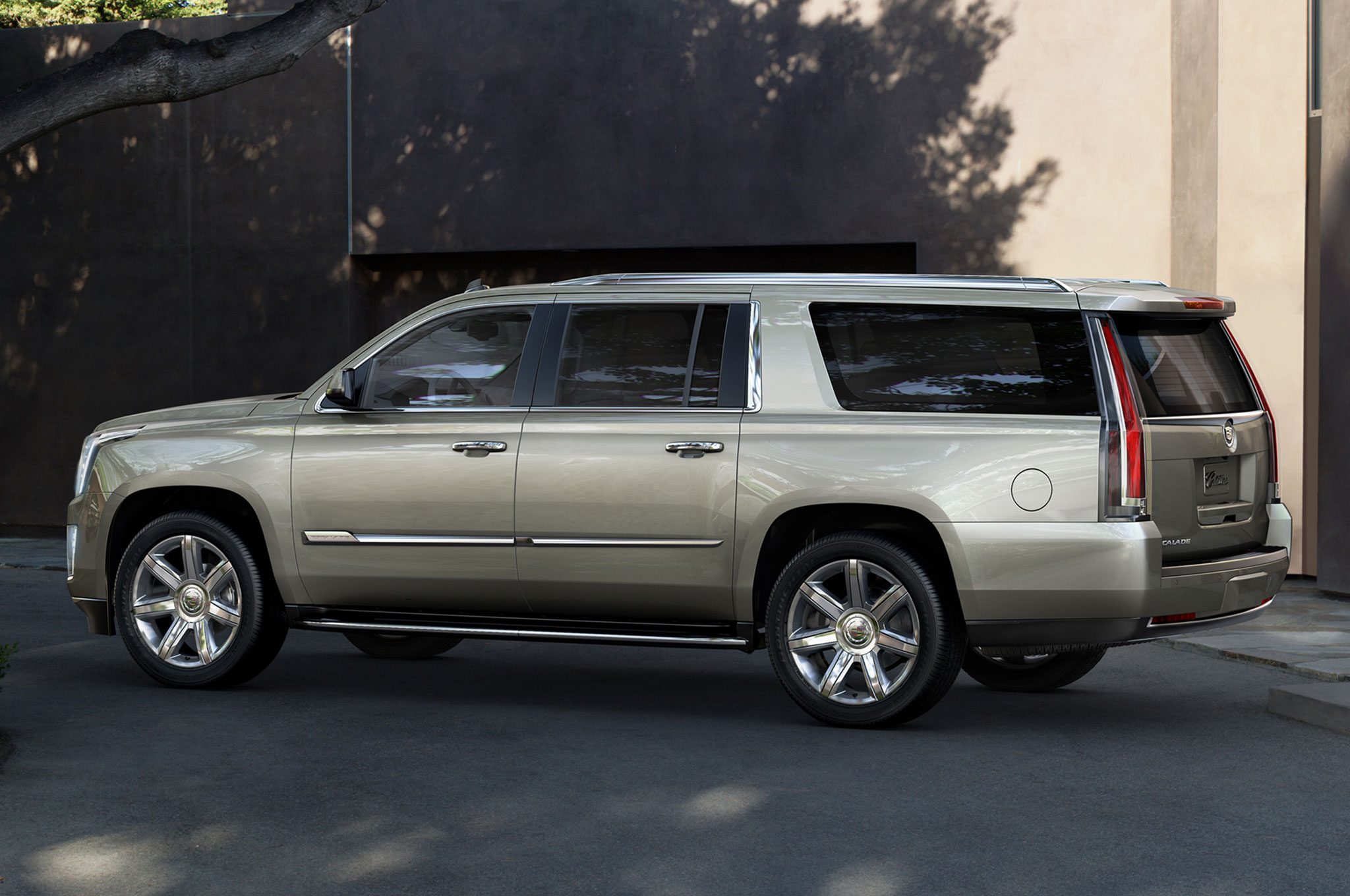 2015-cadillac-escalade-left-side.jpg