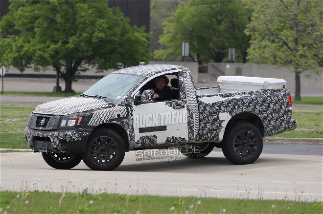 2016-nissan-titan-short-bed-side-quarter-cornering.jpg