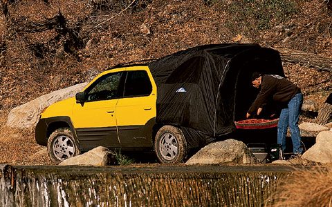 163_0206_01z%2B2001_Pontiac_Aztek_GT%2BRear_Drivers_Side_View_Trunk_Tent_Pitched.jpg