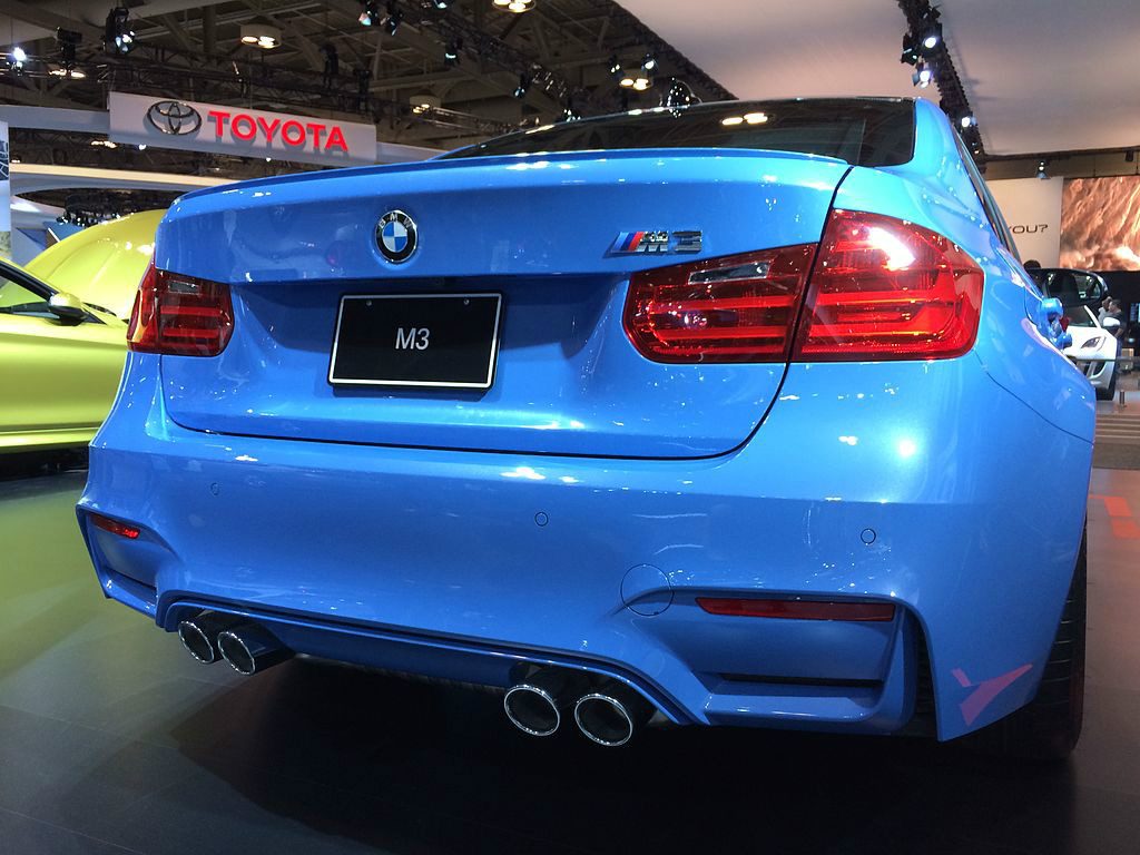 Blue_BMW_F30_M3_rear_view_Toronto_Auto_Show.jpg