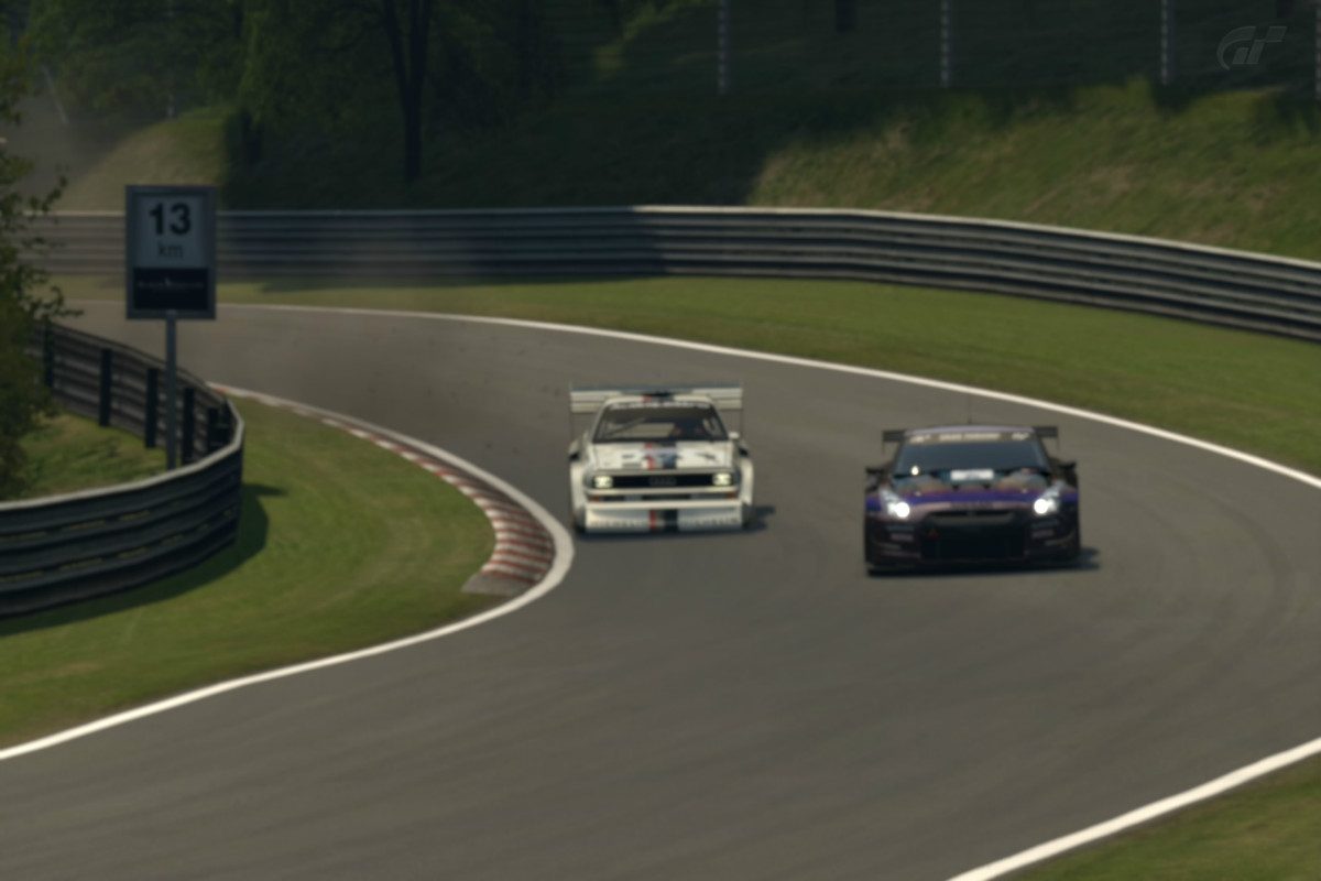 N_rburgring_Nordschleife_10_2.jpg