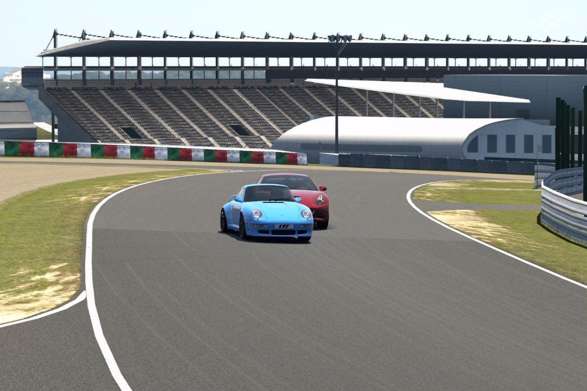 Suzuka_Circuit_2014.jpg