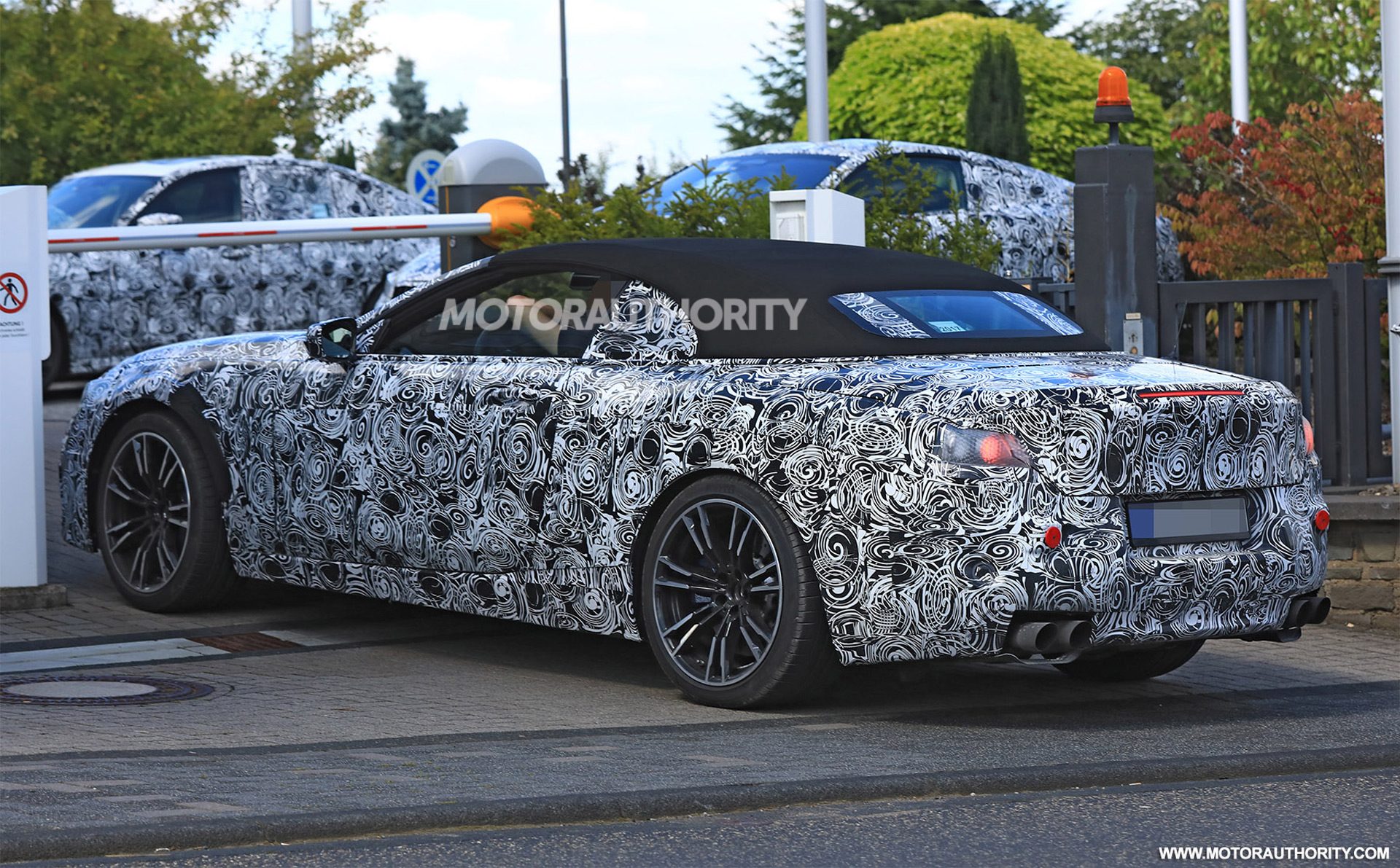 2020-bmw-m8-convertible-spy-shots--image-via-s-baldauf-sb-medien_100618945_h.jpg