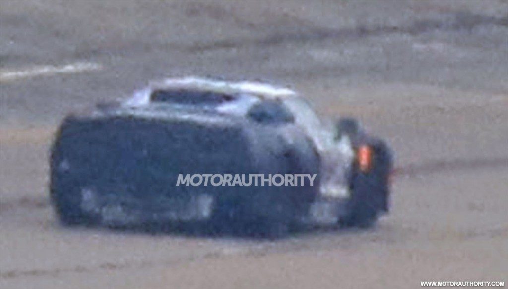 2019-chevrolet-corvette-c8-spy-shots--image-via-s-baldauf-sb-medien_100557645_l.jpg