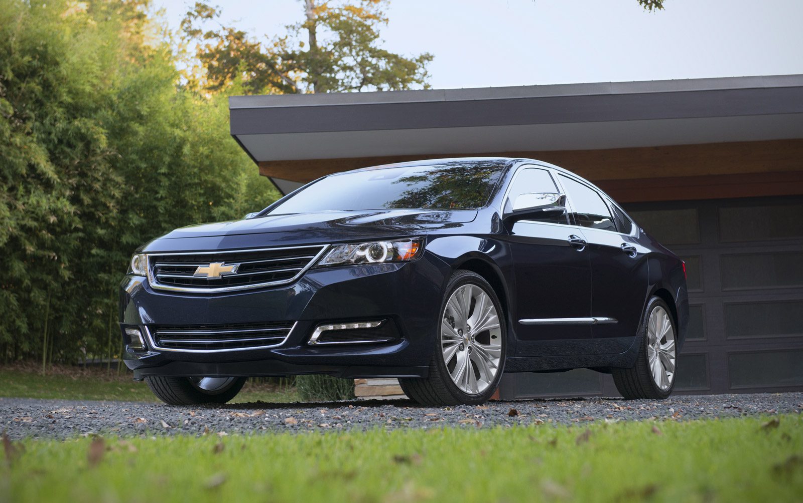 2015-chevrolet-impala_100467993_h.jpg