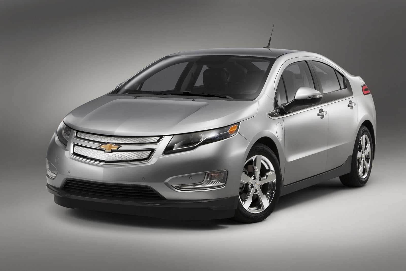 2015-chevrolet-volt_100472781_h.jpg