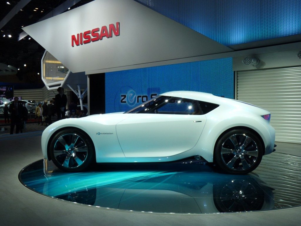 2011-nissan-esflow-concept_100372032_l.jpg