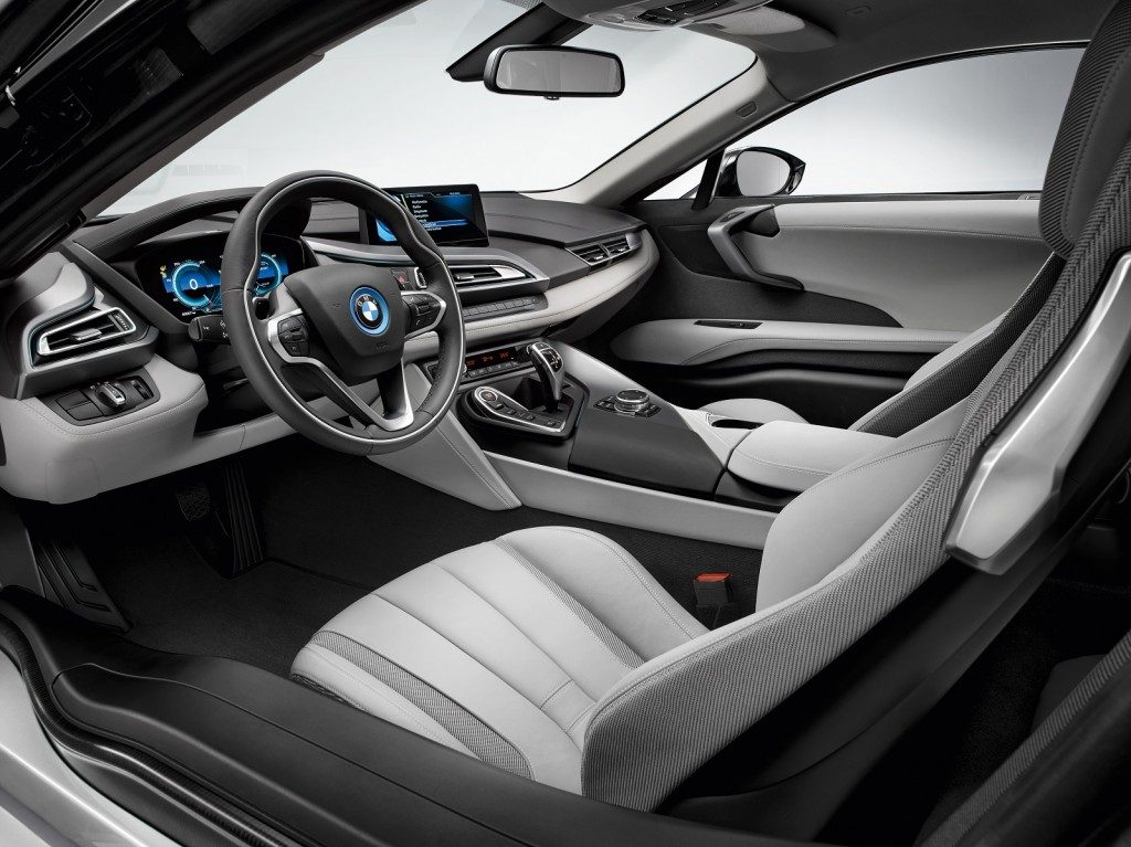 2015-bmw-i8_100439323_l.jpg