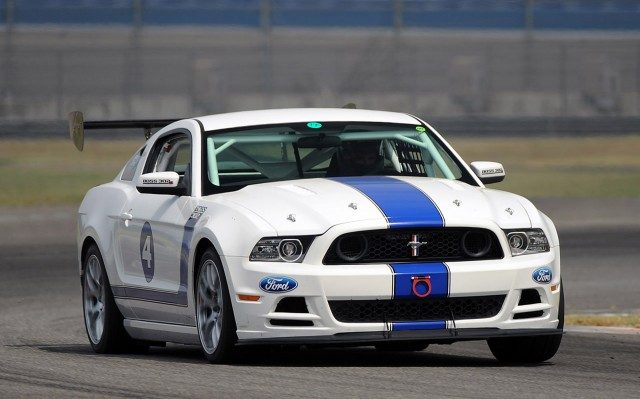 2013-ford-mustang-boss-302s-race-car_100432905_m.jpg