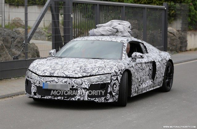 2016-audi-r8-spy-shots_100468116_m.jpg