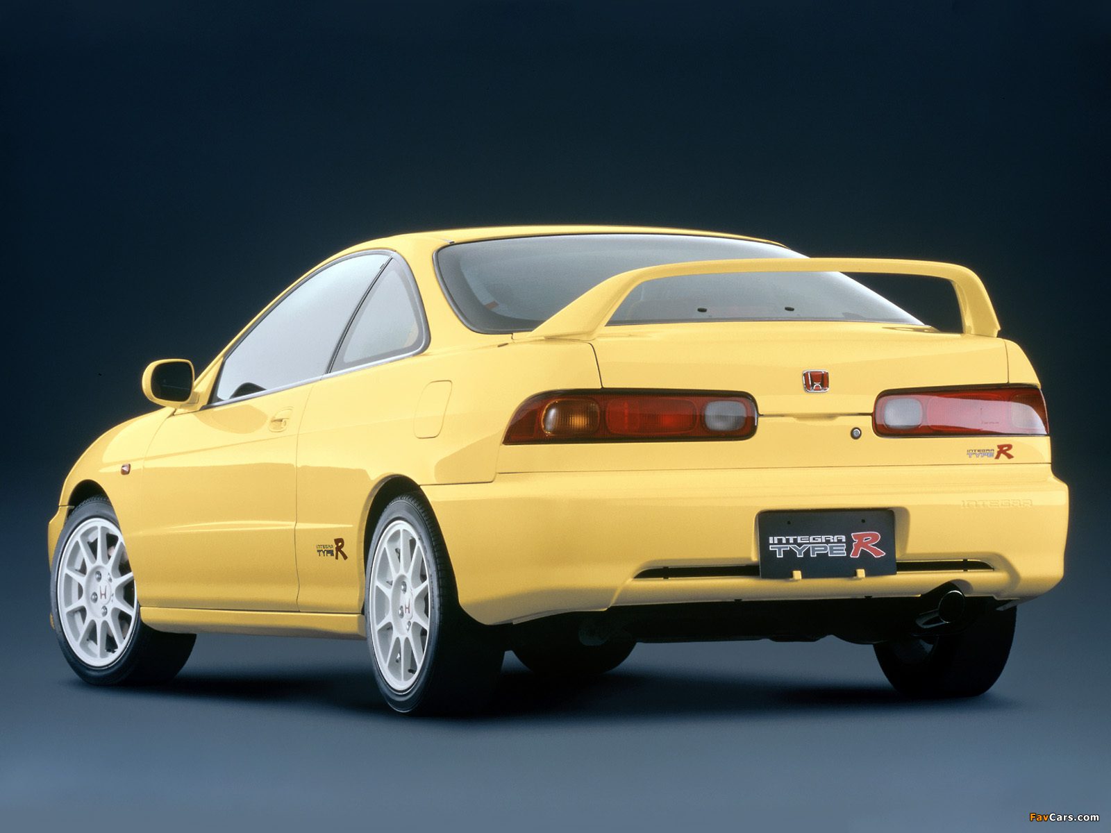 honda_integra_1998_photos_1.jpg