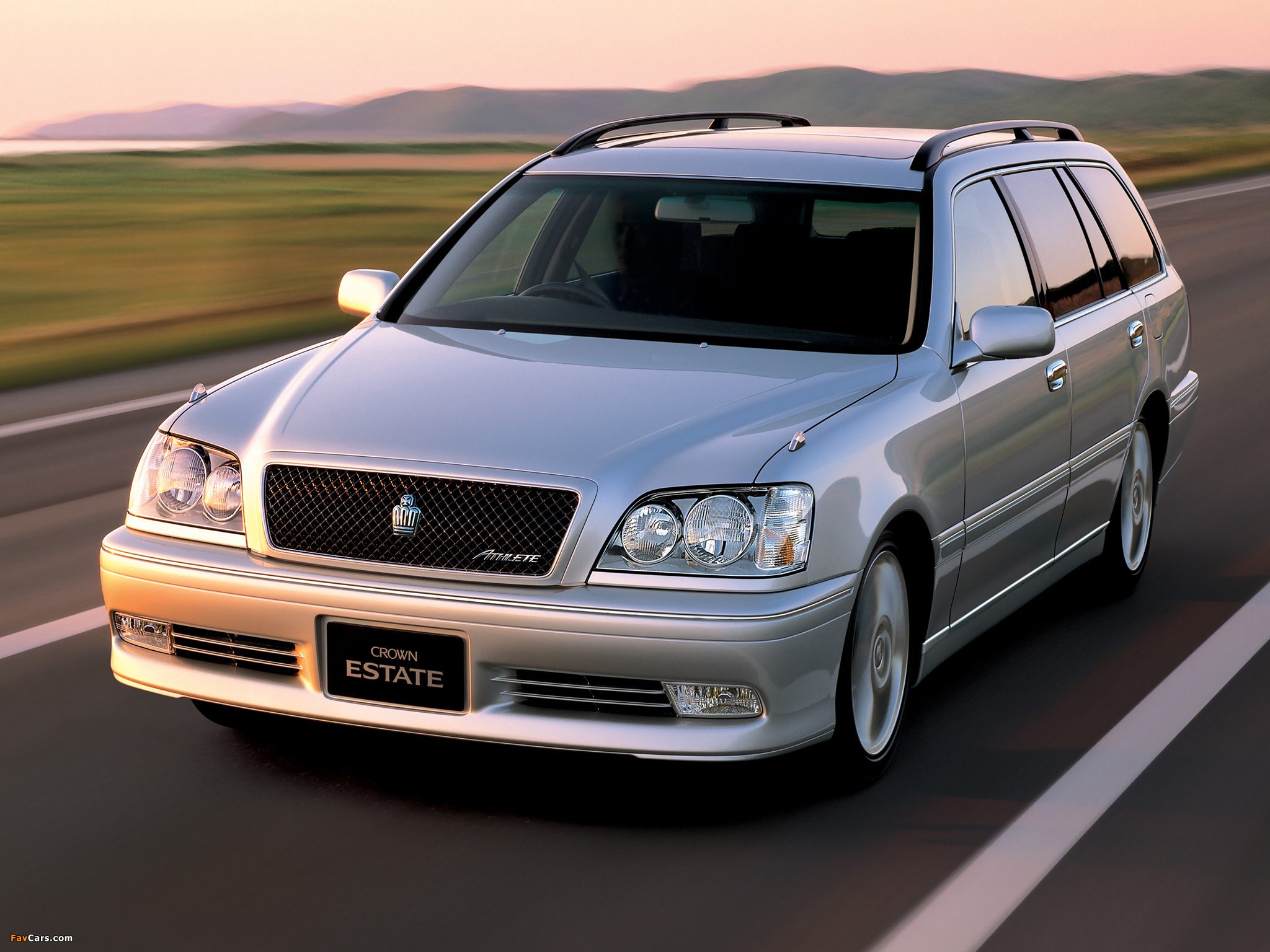 toyota_crown_1999_wallpapers_3.jpg