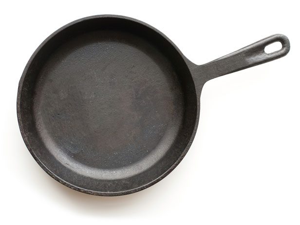 fnd_Cast-Iron-Skillet_s4x3_lg.jpg