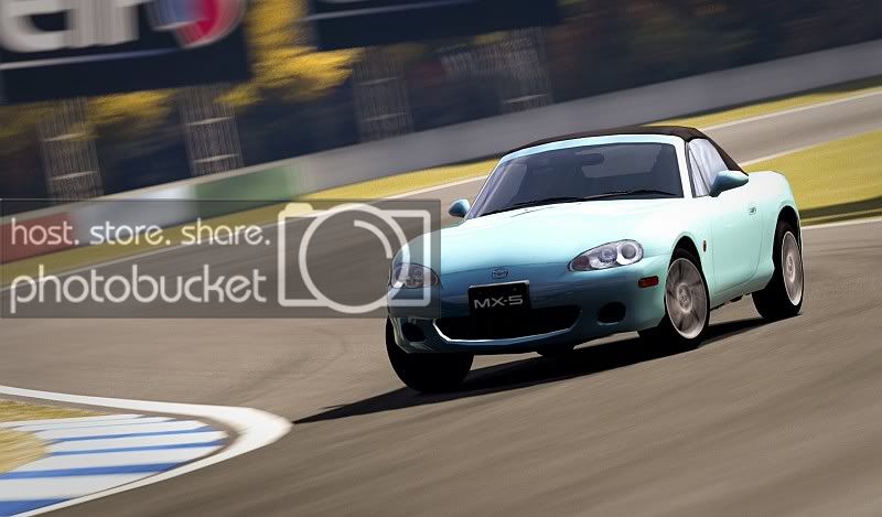 GT5_2405_BlMX51.jpg