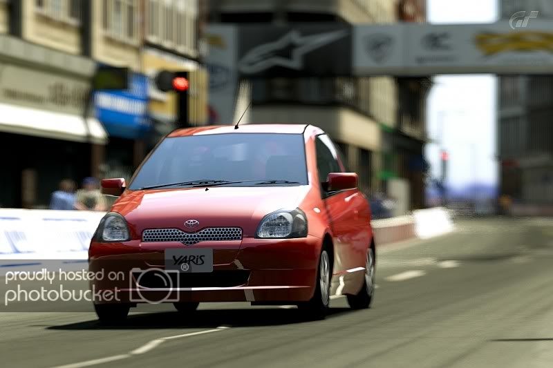 GT5b_Yaris1.jpg