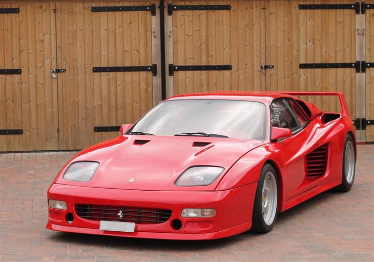 ferrari-testarossa-159971361-3.jpg