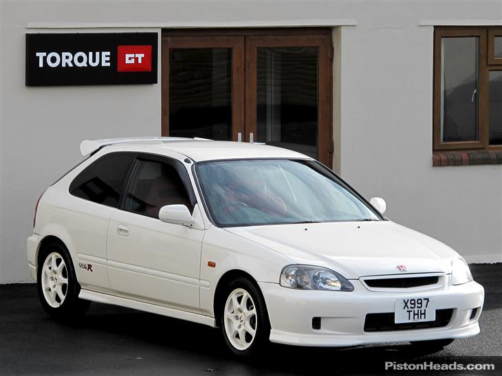 honda-civic-type-r-S2736478-1.jpg