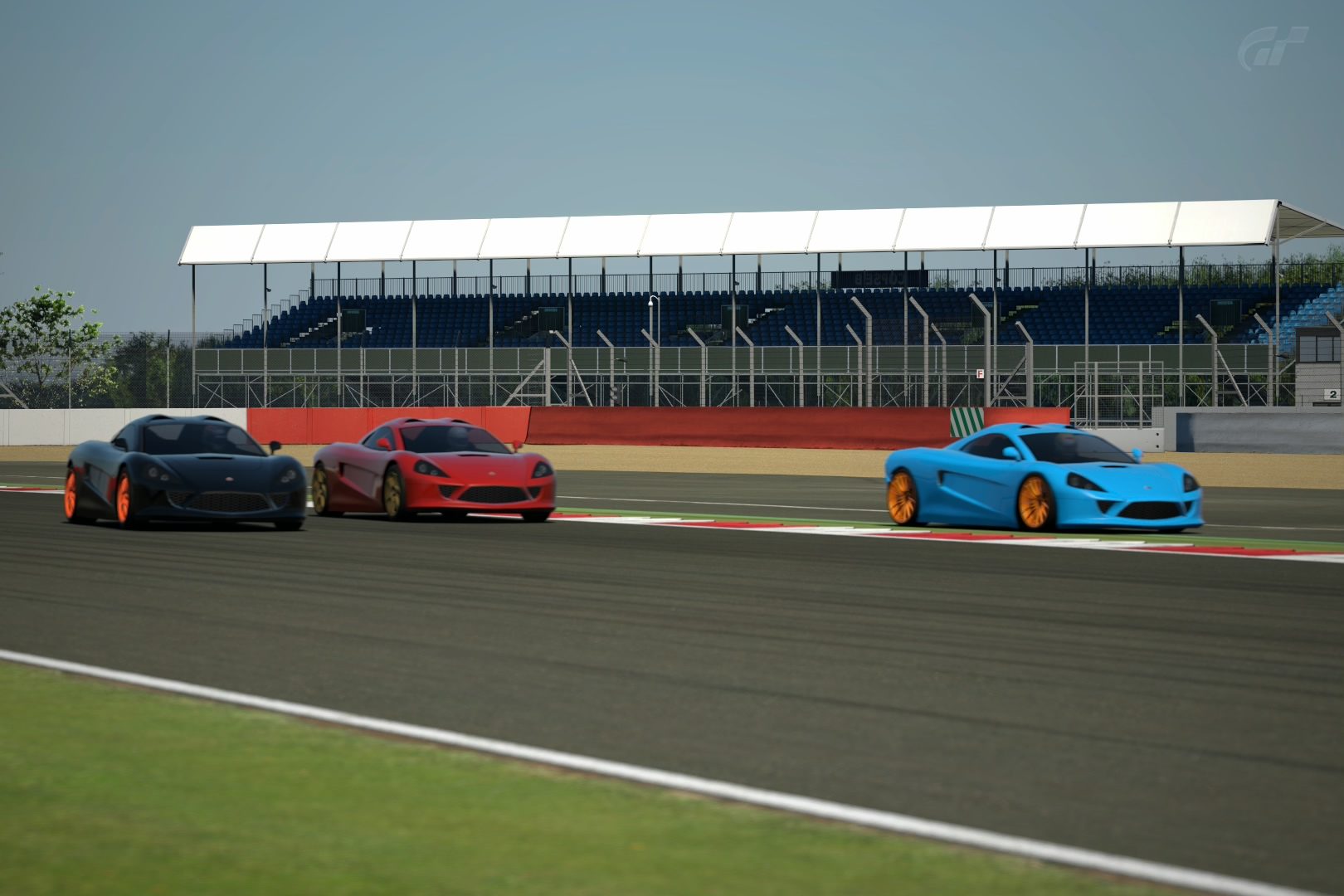 Silverstone_National_Circuit_2.jpg