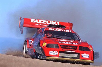 Suzuki_escudo_pikes_peak.jpg