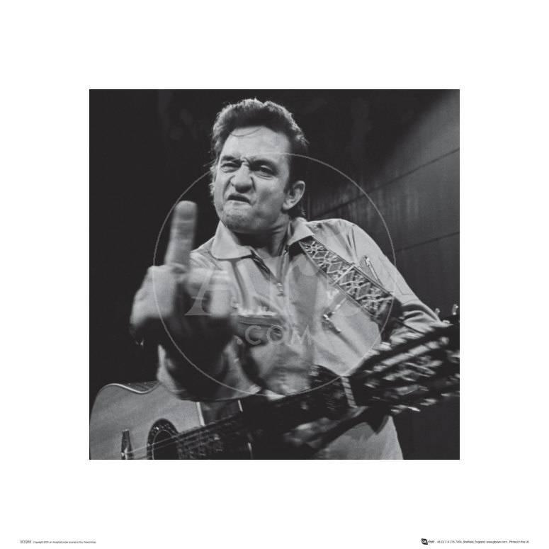 johnny-cash-the-finger_a-g-5244317-0.jpg