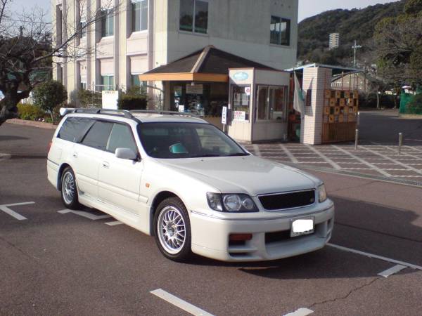 1998-Nissan-Stagea-Autech_260RS_01.jpg