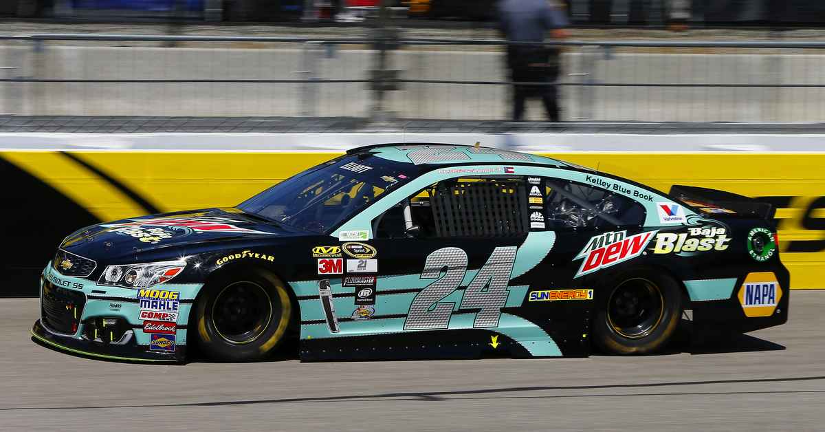 Chase-Elliott-Richmond-2016-24-Mountain-Dew-Baja-Blast-Chevrolet-profile.jpg