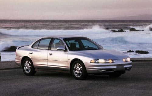 2001_oldsmobile_intrigue_sedan_gls_fq_oem_1_500.jpg