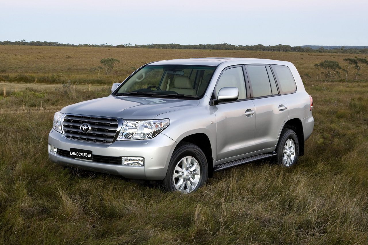 toyota-land-cruiser-2008-5.jpg