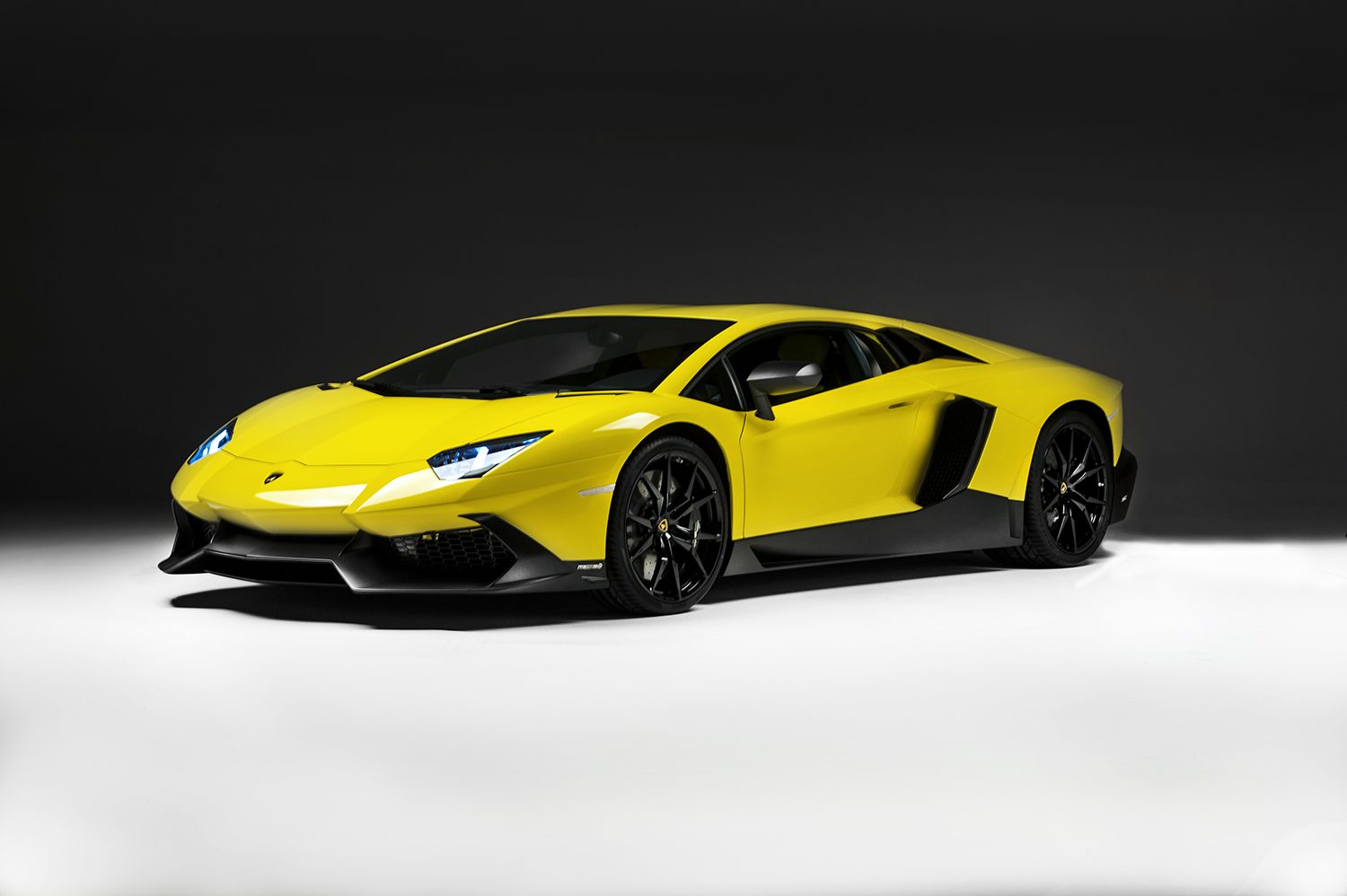 Lamborghini-Aventador-LP-720-4-50%C2%B0-Anniversario-2.jpg