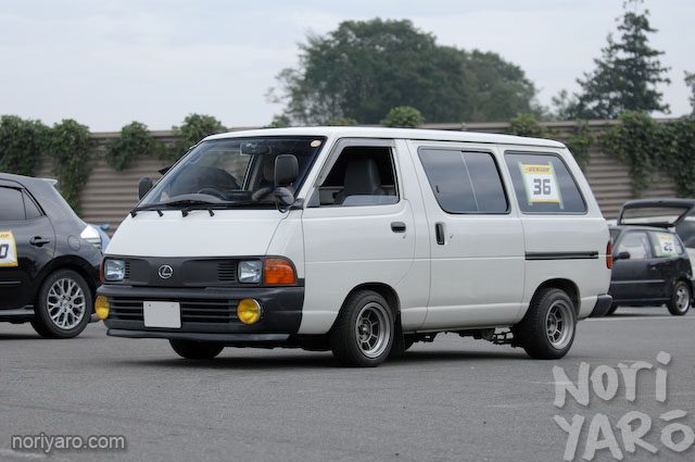 noriyaro_hiace_grip_honjo_001.jpg