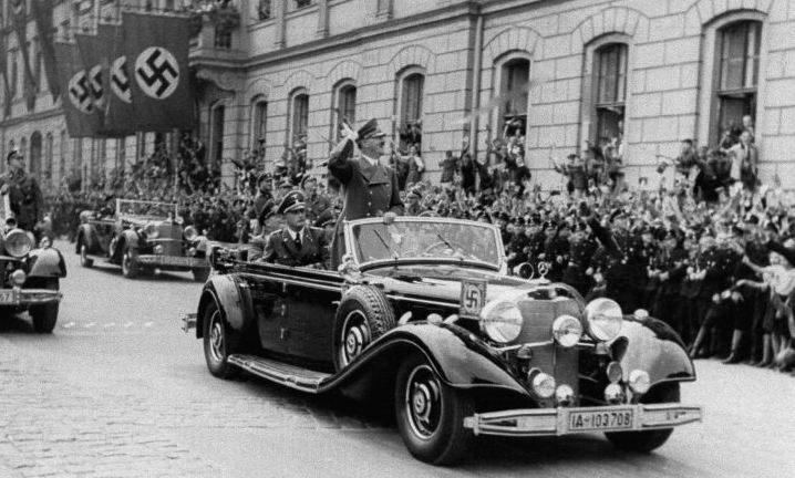 Adolf-Hitler-Mercedes-770.jpg