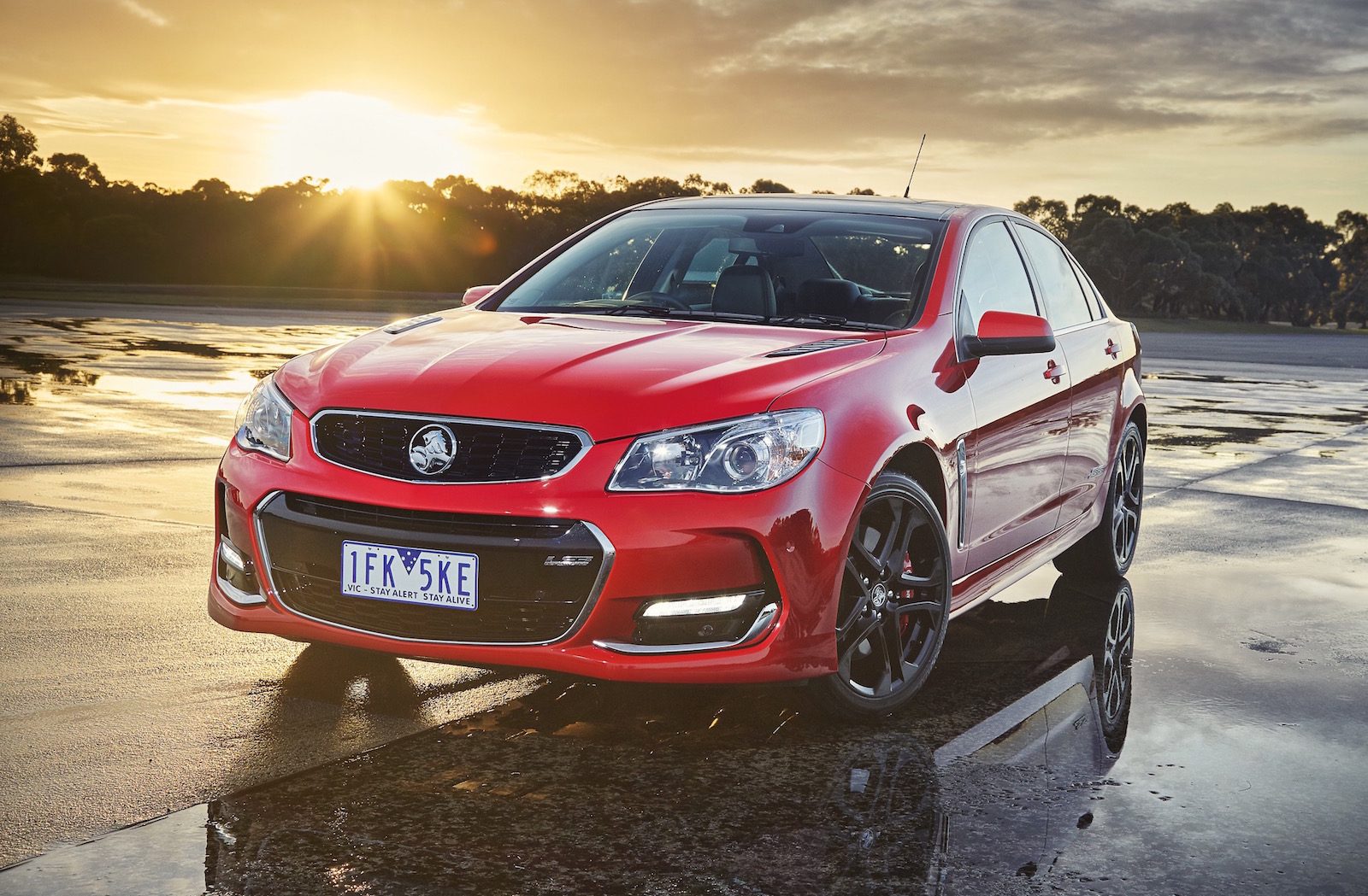 2016-Holden-Commodore-VF-II-SS-front.jpg