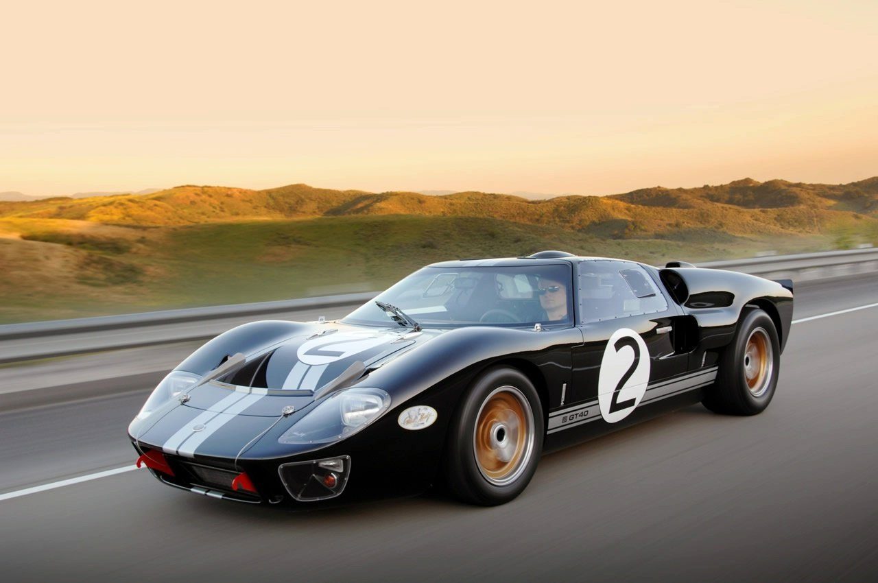 shelby-mkii-gt40-9-1_1280x0w.jpg