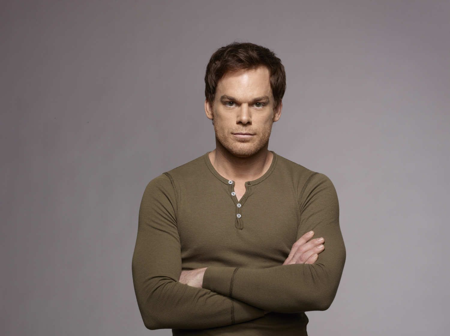 27-dexter-greenshirt-2.w750.h560.2x.jpg