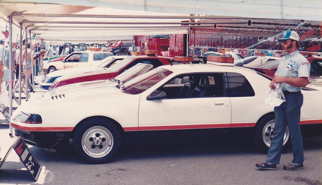 Ford-Thunderbird-1983-PPG-Pace-Car-tent.jpg