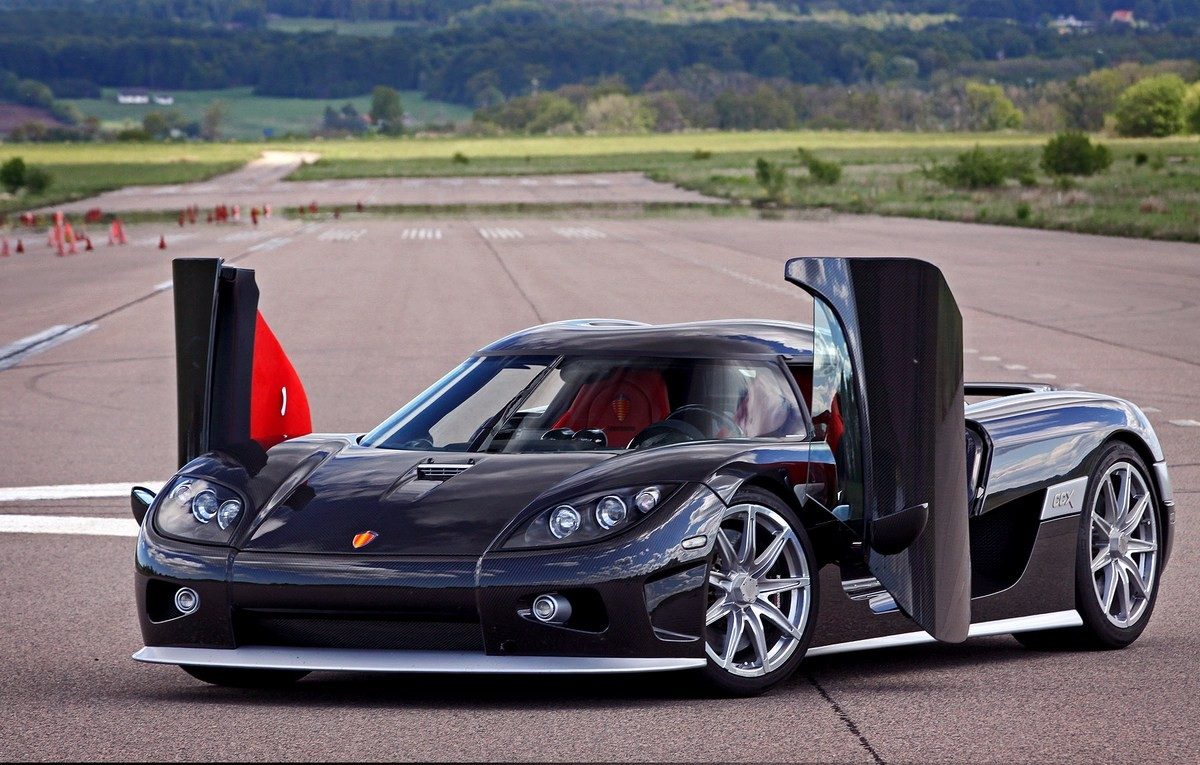 koenigsegg-ccx-11_tn-e1285753257538.jpg