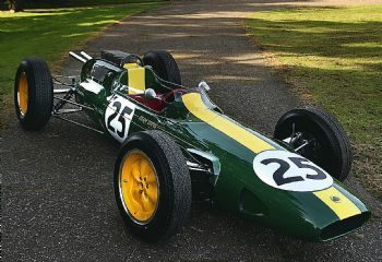 Racecar-6354006.jpg